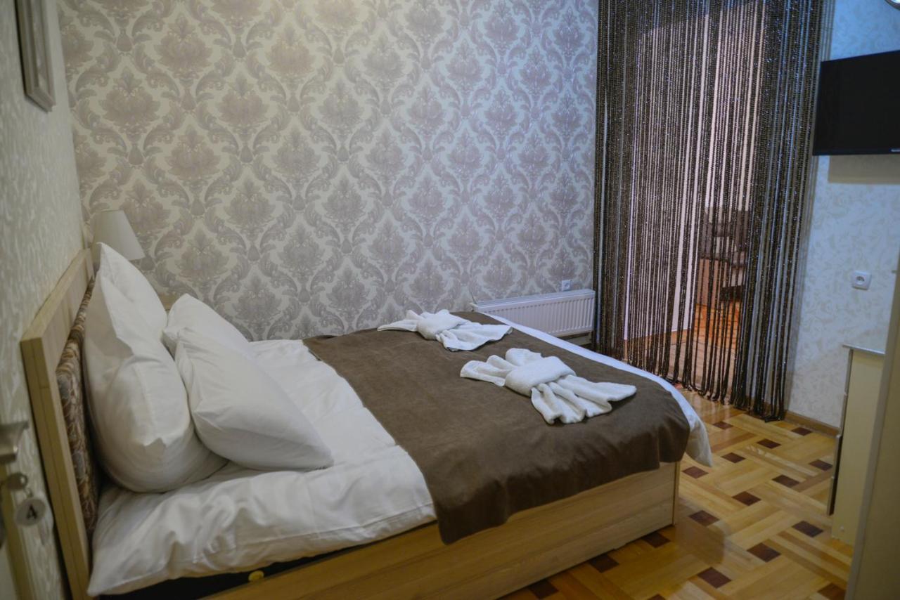 Hotel Victoria Borjomi Luaran gambar