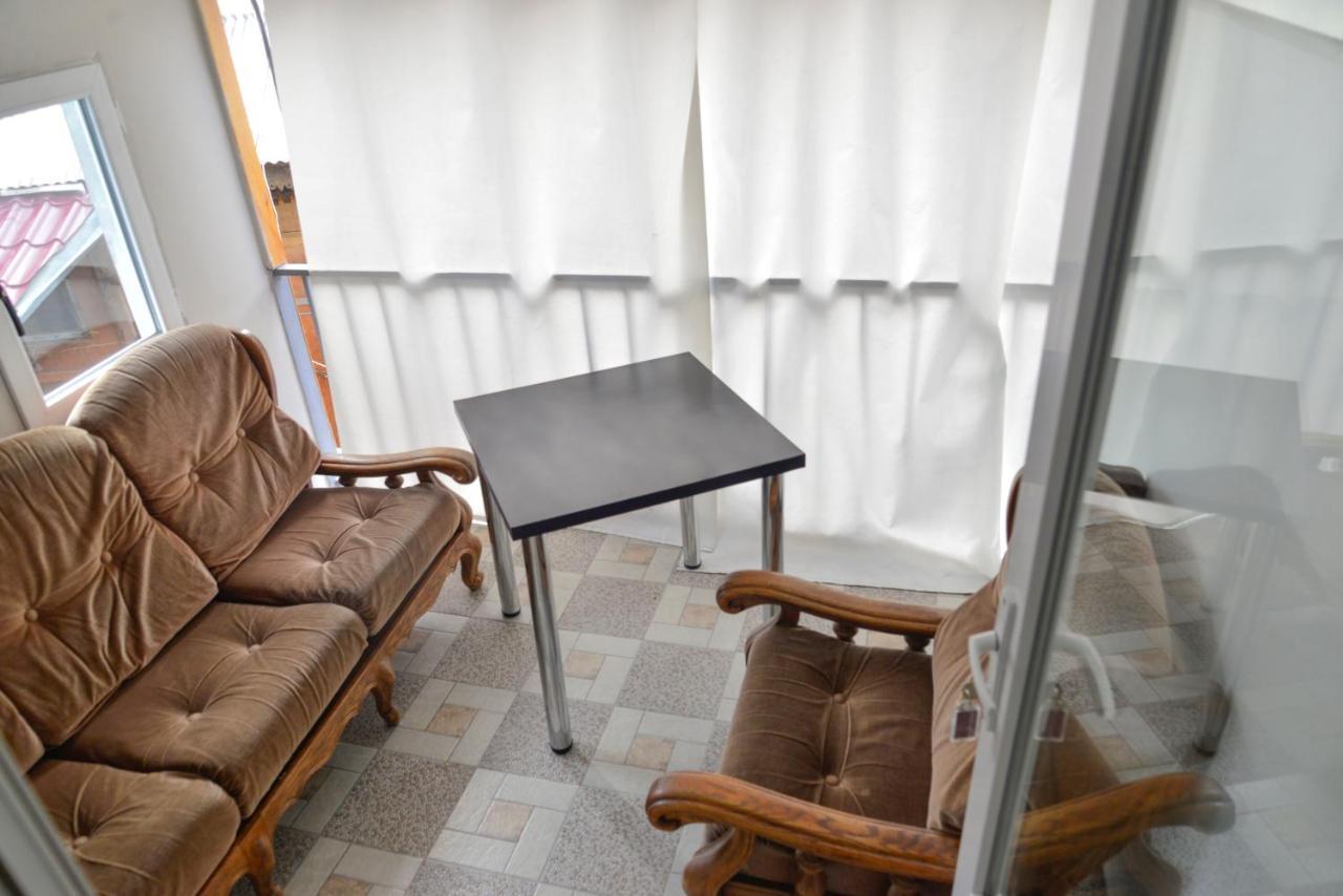 Hotel Victoria Borjomi Luaran gambar