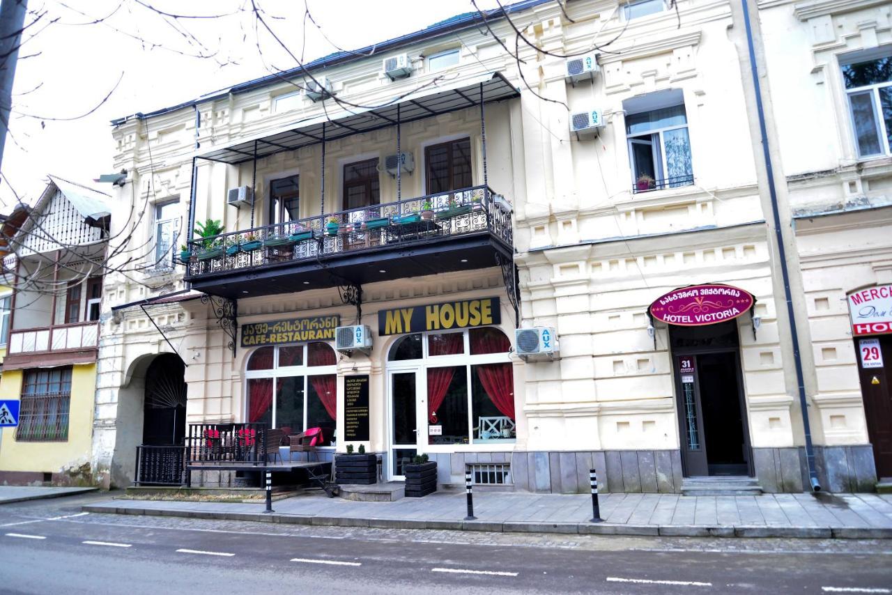 Hotel Victoria Borjomi Luaran gambar