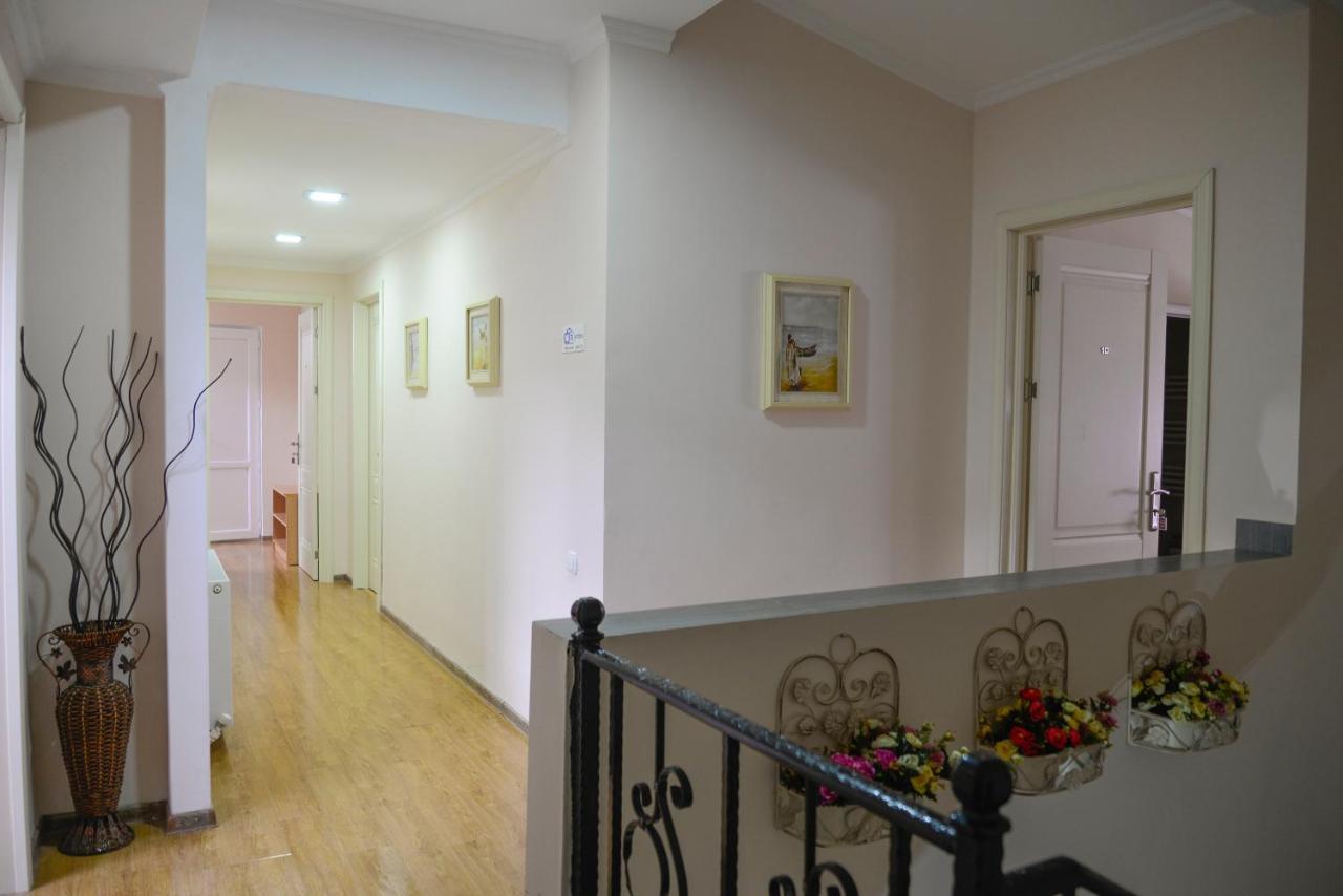 Hotel Victoria Borjomi Luaran gambar